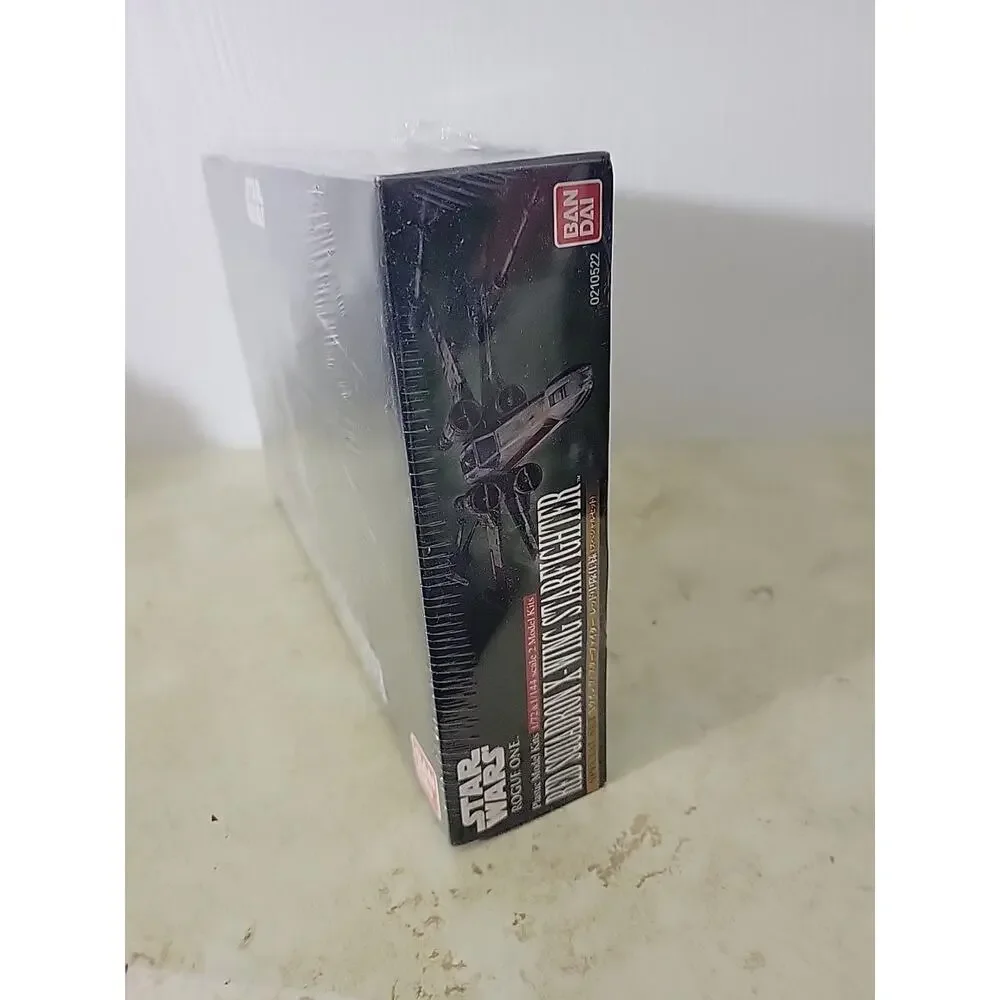 Bandai Star Wars Rogue One X-Wing Red Squadron 1/72 & 1/144 Model Kit
